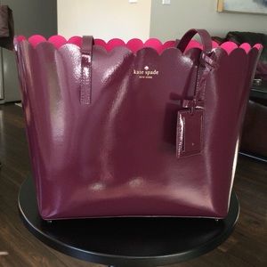 NWOT Kate Spade Lily Scalloped Tote
